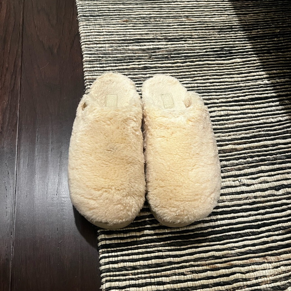 UGG Cream Fleece Slippers